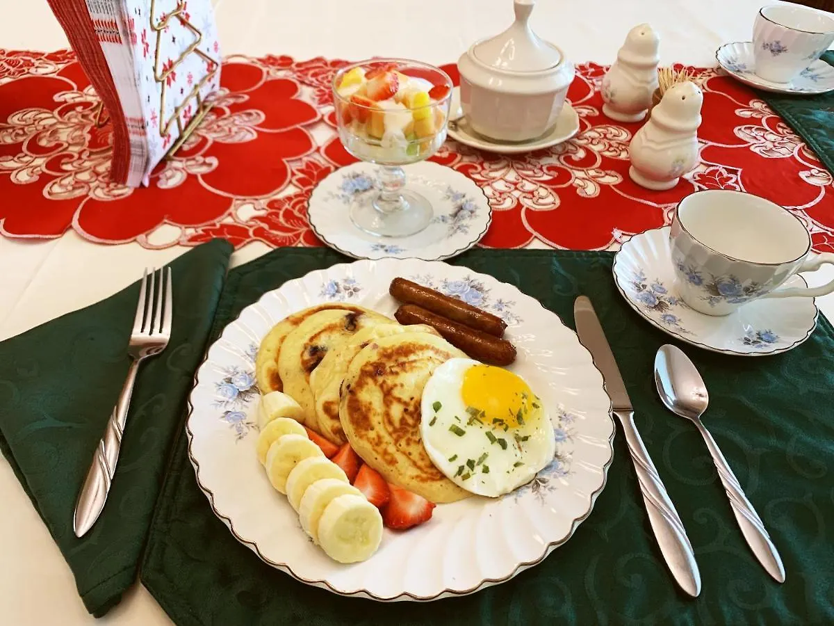 Strathaird Bed And Breakfast Bed & Breakfast Niagara Falls