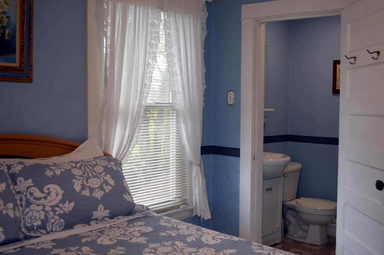 Strathaird Bed And Breakfast 3*, Niagara Falls