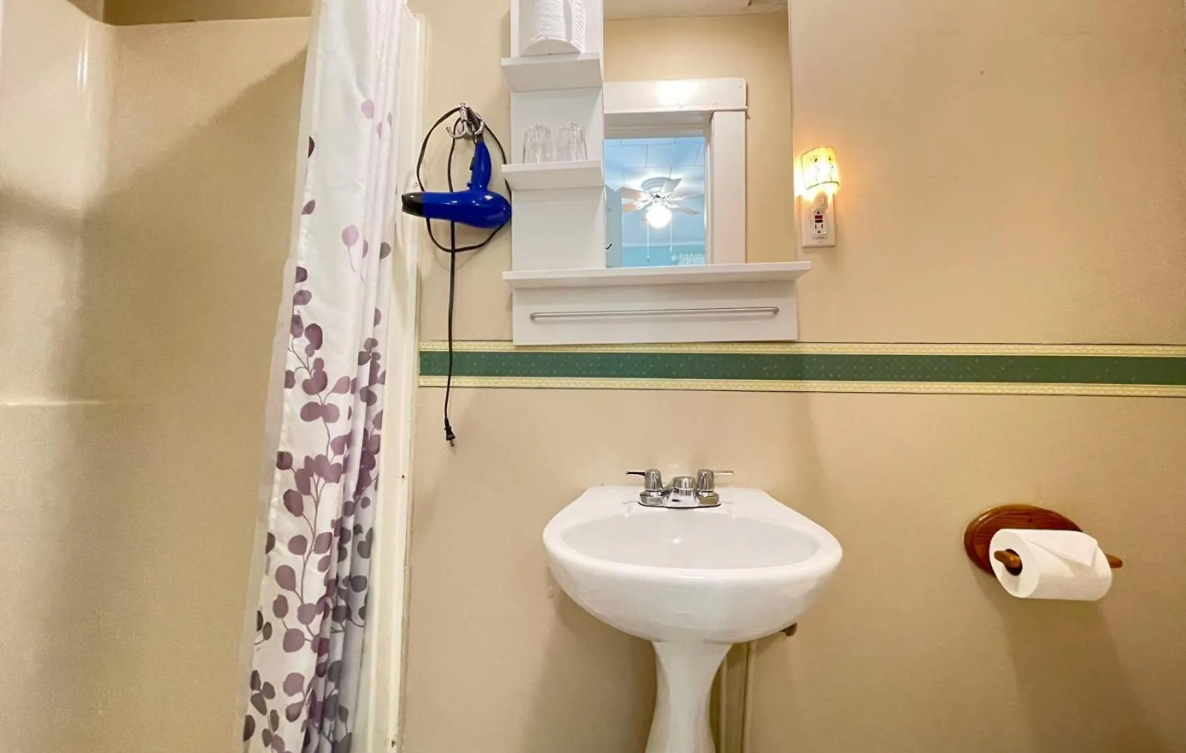 Strathaird Bed And Breakfast Niagara Falls
